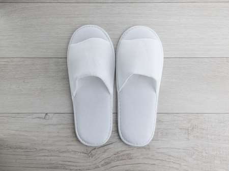 Image de CHAUSSON OUVERT TAILLE UNIQUE - COLIS DE 100