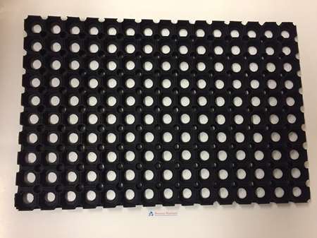 Image de TAPIS CAILLEBOTIS 100X150 NOIR ép. 23 mm